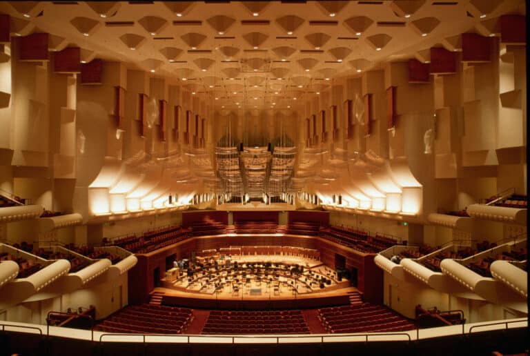 The San Francisco Symphony Hall That Looks Like a Giant Musical Instrument
