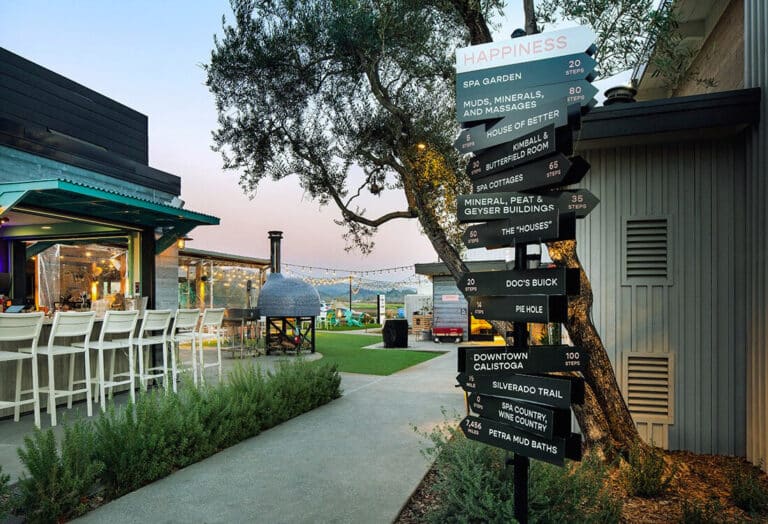 This Mid-Century Gem Offers the Most Instagram-Worthy Thermal Soaks in Napa