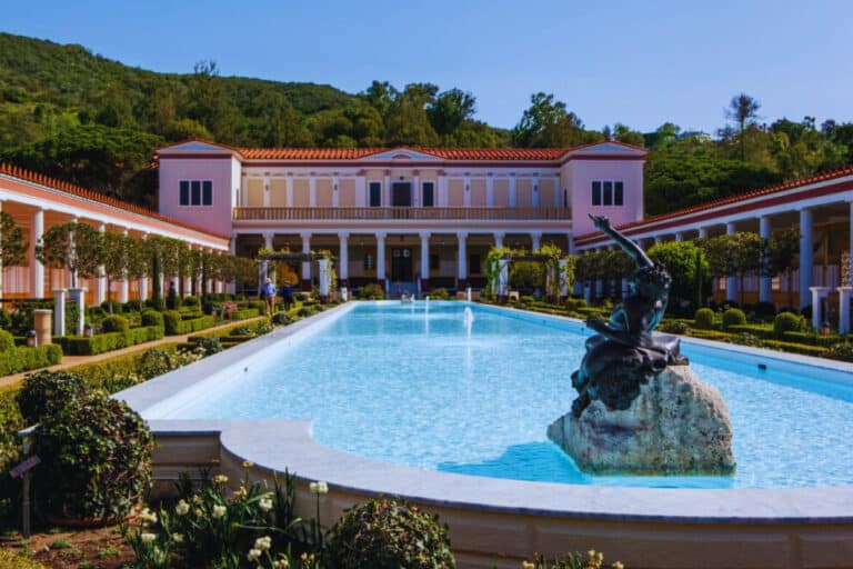 Walk Through a Villa Buried by Vesuvius: Malibu’s Perfect Replica of Herculaneum’s Lost Treasure