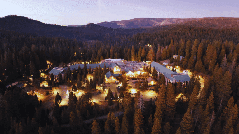 The Mountain Lodge Where You Can See Yosemite’s Stars From Your Hot Tub