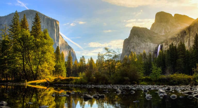 Where to Rest Your Head After Conquering Half Dome: The Yosemite Experience You Deserve