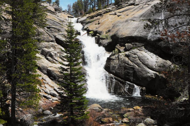The Wawona Wonder: Yosemite’s 240-Foot Waterfall That Tourists Drive Right Past”
