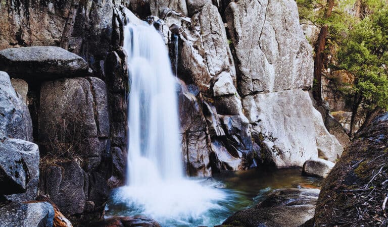 The Yosemite Waterfall 95% of Visitors Never See (It’s More Beautiful Than Half Dome)