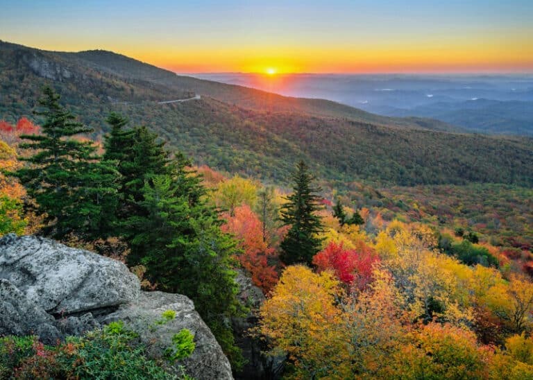 12 Magical U.S. Destinations That Deserve the Hype (and 5 That Don’t)