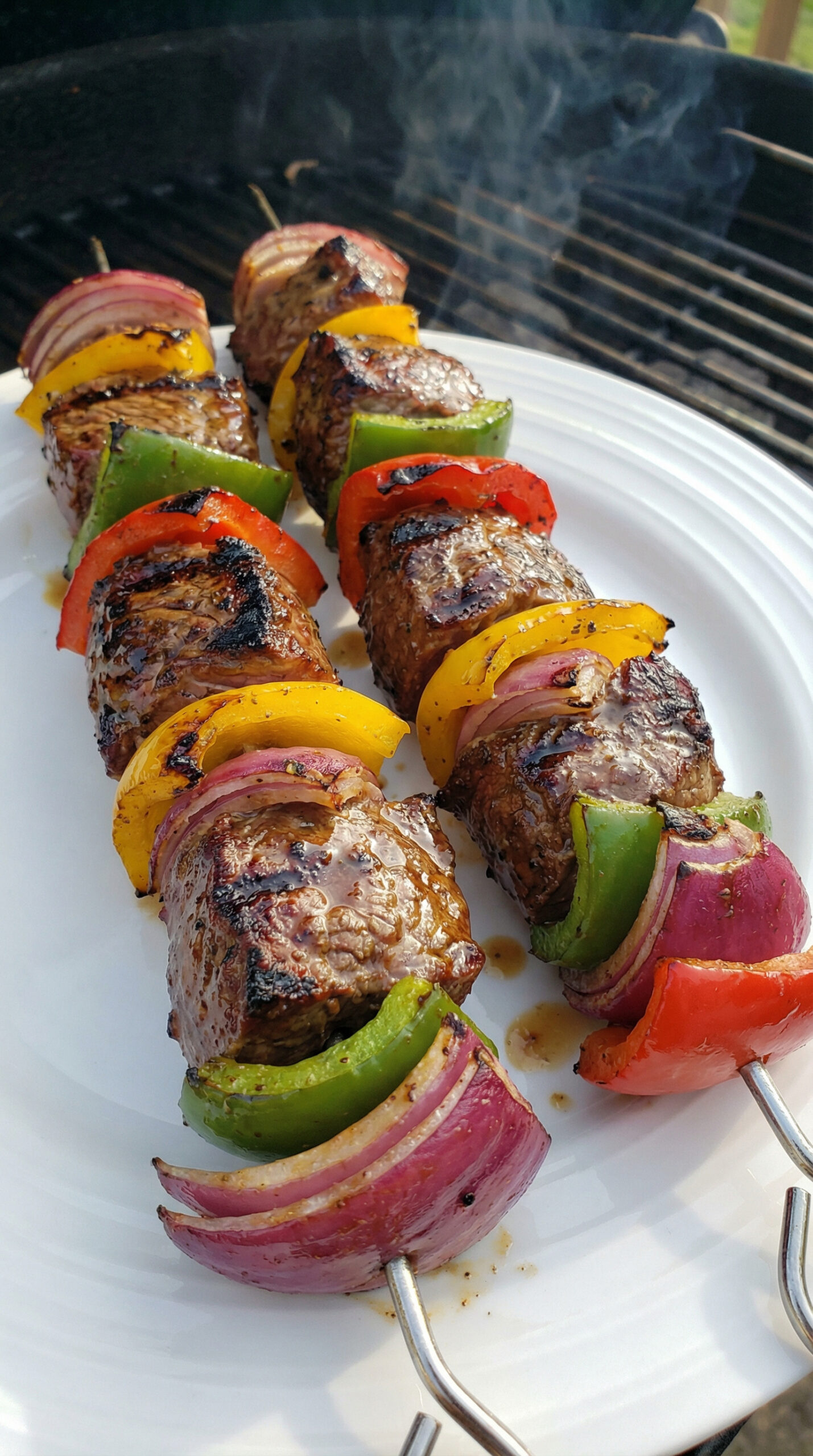 1. Classic Beef and Pepper Kabobs